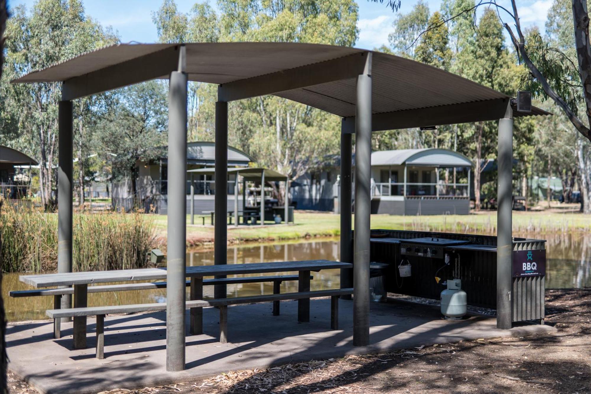 Tasman Holiday Parks - Moama On The Murray Exteriör bild